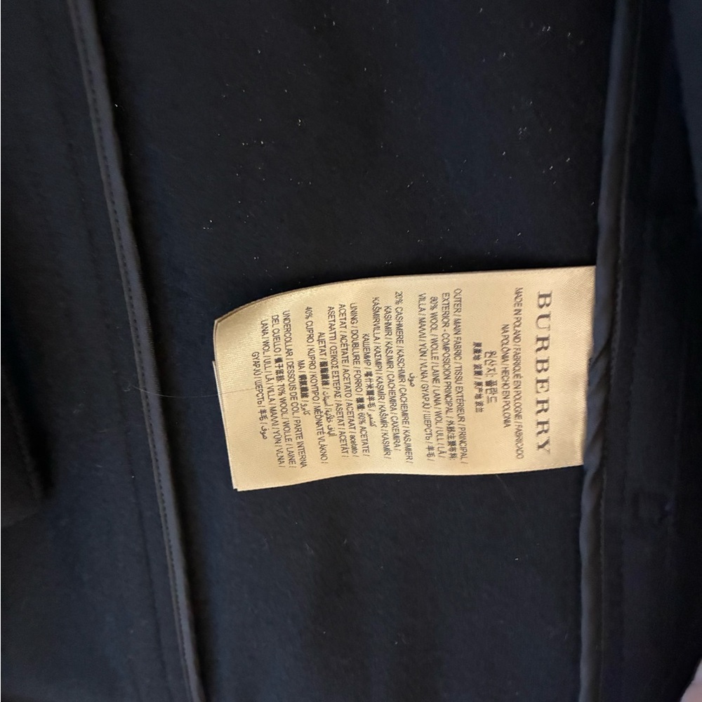 Burberry coat - Picture 3 of 6